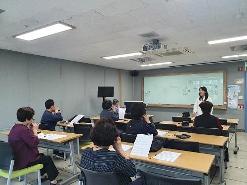 오카리나로 트로트 한 곡 마스터(2022 인문예술 단기 프로그램) 이미지